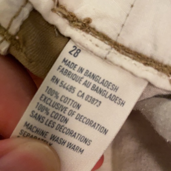 Khaki Shorts by American Eagle Outfitters. - Picture 5 of 5